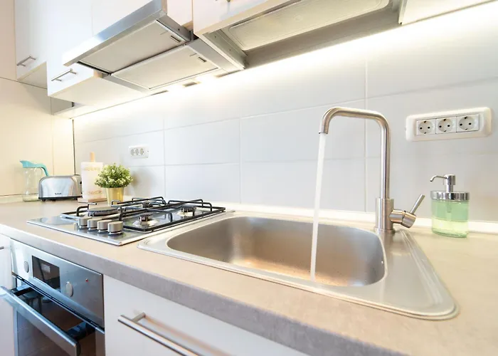 Modern Apollus Avenue - By Openhouse