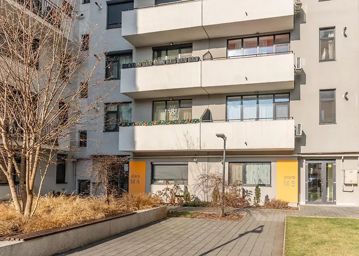 Modern Apollus Avenue - By Openhouse Apartment