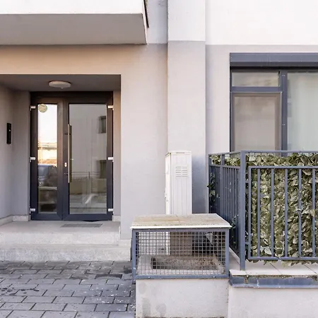 Modern Apollus Avenue - By Openhouse דירה *