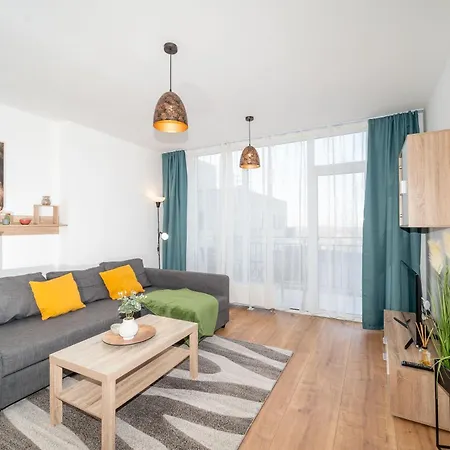 Modern Apollus Avenue - By Openhouse דירה