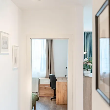 Modern Apollus Avenue - By Openhouse טימישוארה